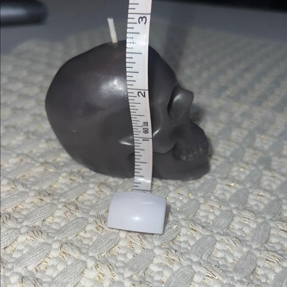 NWT Dark Gray Skull Candle - Picture 6 of 7